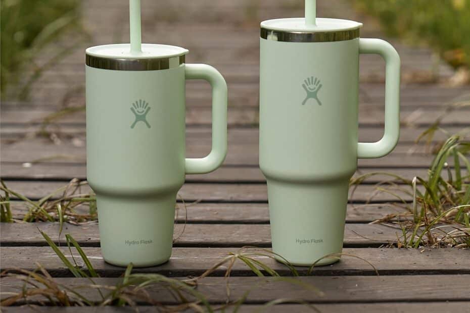 Hydro Flask Travel Tumbler with Handle, Lid and Straw